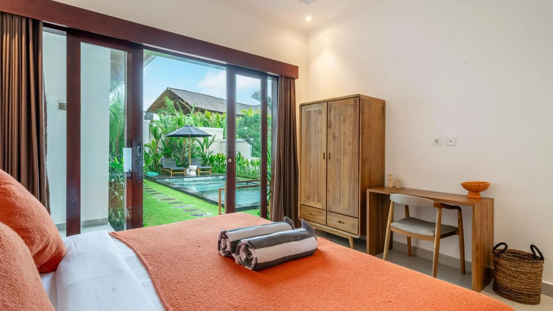 Stunning 4-Bedroom Villa With Breathtaking Ricefield Views - Your Ultimate Bali Getaway Awaits! Kerobokan  Indonesia